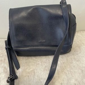 Matt and Nat purse